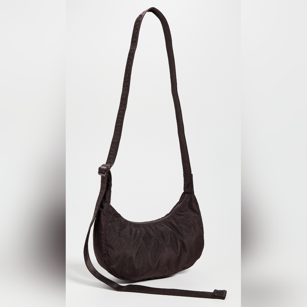 BAGGU Small Crescent Chocolate Plum
